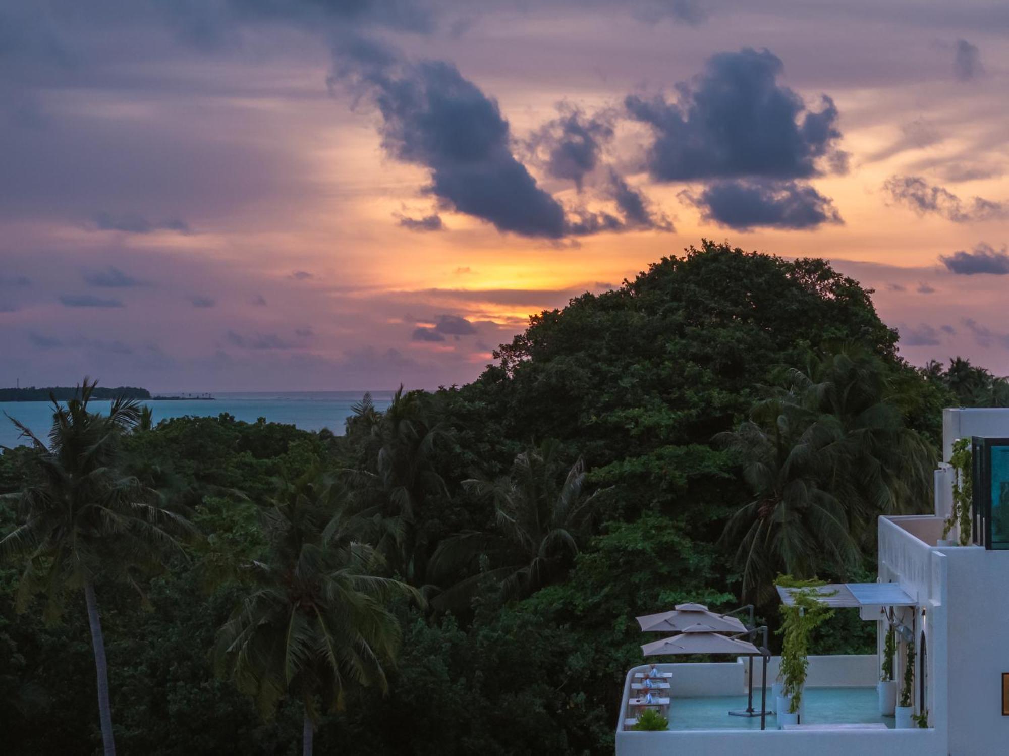 Isla Retreat Hotel Fehendhoo Екстериор снимка