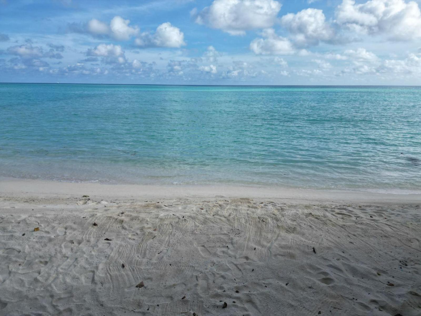 Isla Retreat Hotel Fehendhoo Екстериор снимка