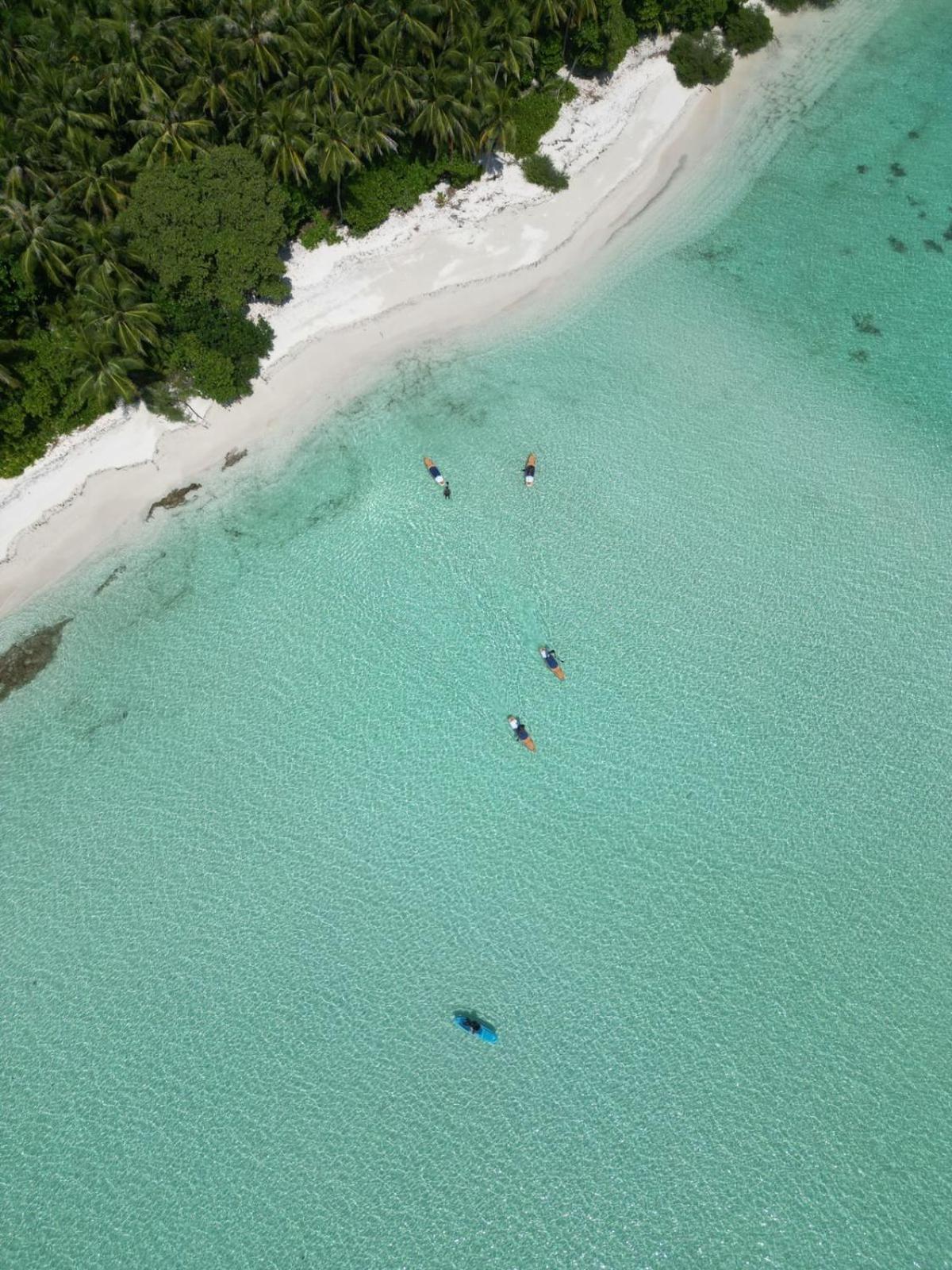 Isla Retreat Hotel Fehendhoo Екстериор снимка